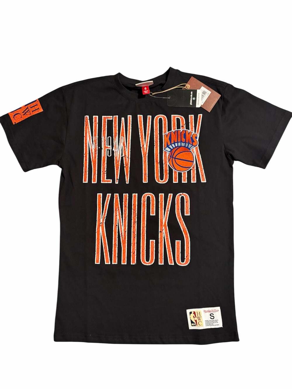 Mitchell & Ness New York Knicks Hardwood Classics Distressed Logo T-Shirt Size S